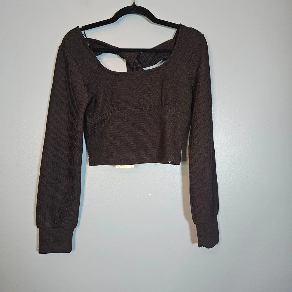 NWT Band of the Free Black Ribbed Long Sleeve Cutout Bow Back Crop Top Women's M